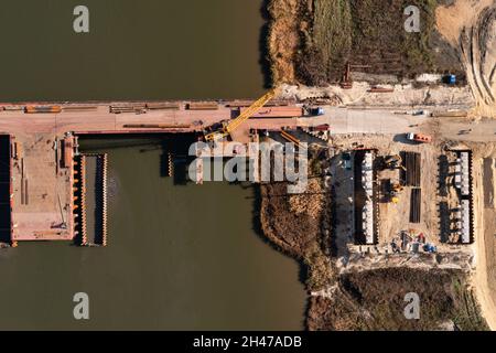 Vue aérienne du chantier de construction de l'autoroute Banque D'Images