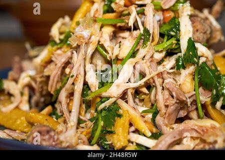 Un délicieux plat chinois cantonais, blanc coupé en tranches de poulet Banque D'Images