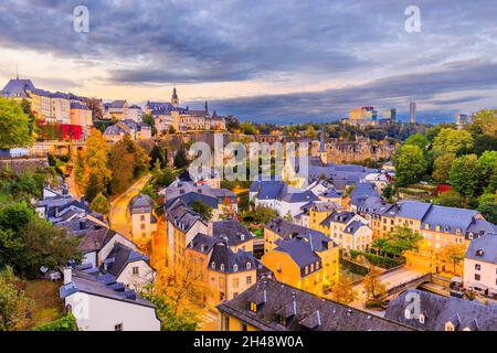 Luxembourg ville, capitale du Grand-Duché de Luxembourg.La vieille ville et le quartier de Grund. Banque D'Images