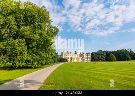 Audley End House, une maison de campagne du début du XVIIe siècle, près de Saffron Walden, Essex, Angleterre Banque D'Images