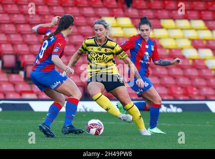 DAGENHAM, ANGLETERRE - OCTOBRE 31 : Emma Beckett de Watford Ladies pendant le match de championnat féminin de Barclays FA entre Watford et Crystal Palace à Banque D'Images