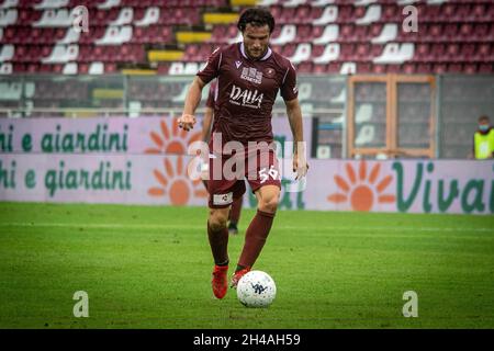 Reggio Calabria, Italie.1er novembre 2021.Hetemaj Perparim (Reggina) goélette pendant Reggina vs Cittadella, Ligue italienne de championnat de football BKT à Reggio Calabria, Italie, novembre 01 2021 crédit: Agence de photo indépendante/Alamy Live News Banque D'Images