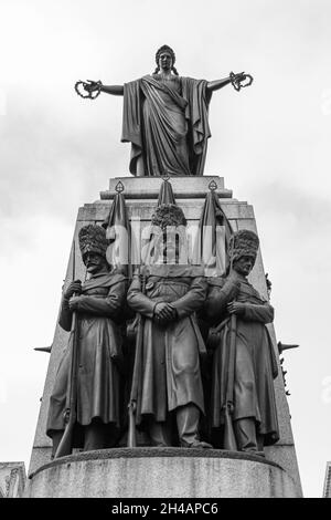 Londres, Royaume-Uni; 15 mars 2011: Monument dédié aux gardes de la guerre de Crimée. Banque D'Images