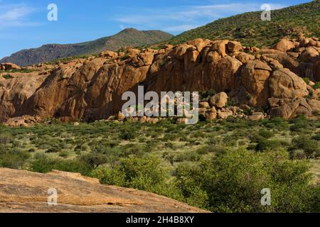 Omandumba guest Farm (ferme) : dans les rochers de granit, les montagnes Erongo près de Omaruru, Erongo, Namibie Région Banque D'Images