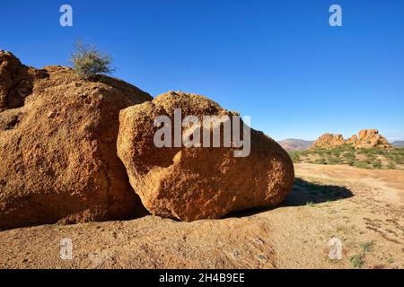 Omandumba guest Farm (ferme) : dans les rochers de granit, les montagnes Erongo près de Omaruru, Erongo, Namibie Région Banque D'Images