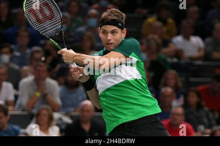 Paris, France.1er novembre 2021.Filip Krajinovic de Serbie lors du 1er jour des Rolex Paris Masters 2021, un tournoi de tennis ATP Masters 1000 le 1er novembre 2021 à l'Accor Arena de Paris, France - photo Jean Catuffe/DPPI crédit: DPPI Media/Alay Live News Banque D'Images