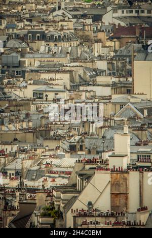 Vue aérienne sur les toits de Paris Banque D'Images