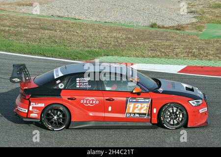 Audi RS3 LMS-Team Pit Lane Competizioni en 24 heures de Barcelone de motosport-2017 dans le circuit de Barcelone Catalogne, Espagne Banque D'Images