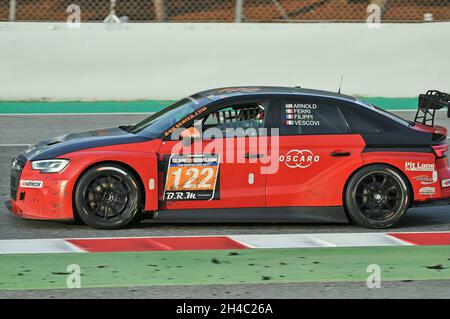 Audi RS3 LMS-Team Pit Lane Competizioni en 24 heures de Barcelone de motosport-2017 dans le circuit de Barcelone Catalogne, Espagne Banque D'Images