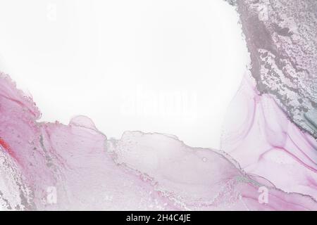 Veines dorées en pierre de marbre.Haute résolution.Résumé peinture d'art fluide dans la technique de l'encre d'alcool, mélange de peintures bleues, rouges et or. Banque D'Images