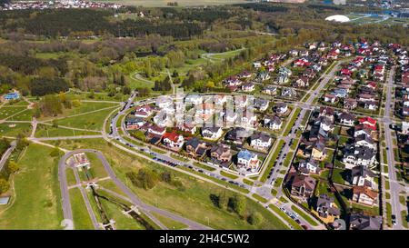 Vue depuis la hauteur du secteur privé à Drozdy dans la ville de Minsk.Belarus. Banque D'Images