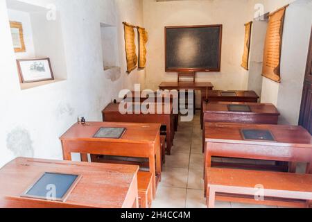 SHARJAH, eau - 11 MARS 2017 : ancienne salle de classe au musée du patrimoine de Sharjah. Banque D'Images