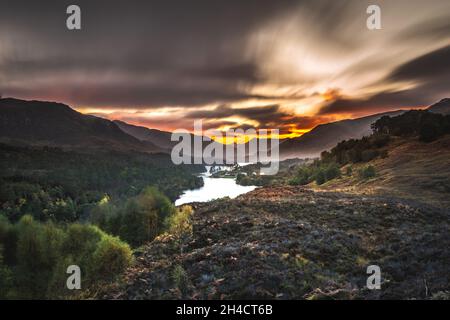 Coucher de soleil sur Glen Affric, Highlands écossais Banque D'Images