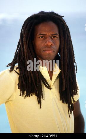 Eddy Grant à sa maison Baileys Plantation Barbade 1983 Banque D'Images