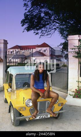 Eddy Grant à sa maison Baileys Plantation Barbade 1983 Banque D'Images