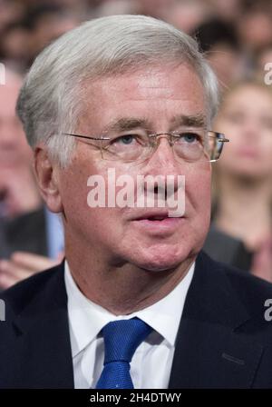 Le secrétaire d'État à la Défense, Michael Fallon, assiste à la quatrième journée de la conférence du parti conservateur au Centre international des congrès, ICC, Birmingham.Mercredi 5 octobre 2016.Crédit photo devrait se lire: Isabel Infantes / EMPICS Entertainment. Banque D'Images