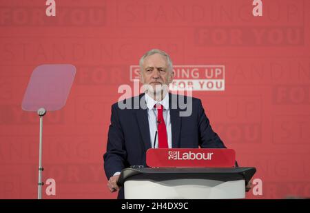 Jeremy Corbyn donne le premier discours à Westminster pour commencer la campagne électorale avant l'élection SNAP annoncée cette semaine par la PM Theresa May le 8 juin.Photo datée du jeudi 20 avril 2017.Crédit photo devrait se lire: Isabel Infantes / EMPICS Entertainment. Banque D'Images