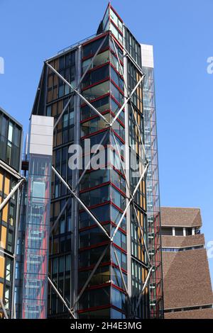 Une vue générale du développement de Neo Bankside conçu par Rogers Stirk Harbour et Partners, à côté de Tate Modern sur le côté sud de la Tamise, Southwark, Londres.Photo datée du vendredi 4 mai 2018.Crédit photo devrait se lire: Isabel Infantes / EMPICS Entertainment. Banque D'Images