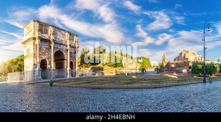 L'Arc de Constantine près du Colisée et du Forum romain, Italie Banque D'Images