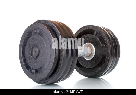 Un haltère sportif, gros plan, isolé sur blanc. Banque D'Images