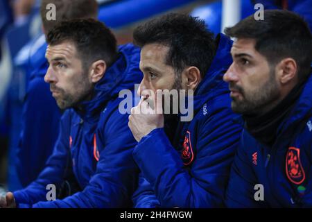 Peterborough, Royaume-Uni.02 novembre 2021.Carlos Corberán directeur de Huddersfield Town pendant le match à Peterborough, Royaume-Uni, le 11/2/2021.(Photo de Mark Cosgrove/News Images/Sipa USA) crédit: SIPA USA/Alay Live News Banque D'Images