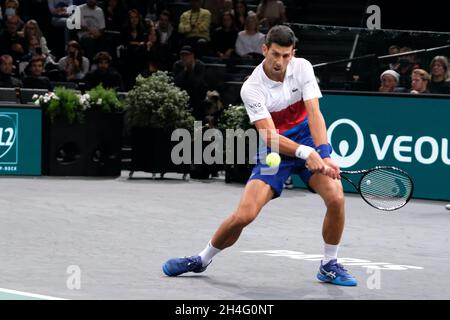 Paris, France.2 novembre 2021.Le joueur serbe NOVAK DJOKOVIC est numéro un du tournoi Rolex Paris Masters 1000 au stade Accor Arena - Paris - France (Credit image: © Pierre Stevenin/ZUMA Press Wire) Banque D'Images