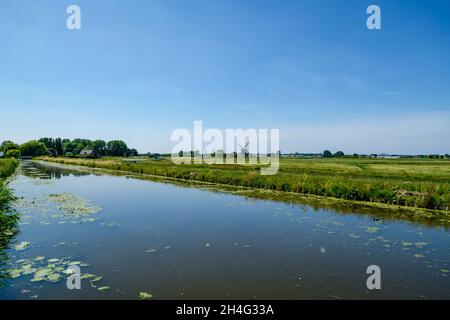 Paysage du canal POLDER près de Rotterdam, pays-Bas Banque D'Images