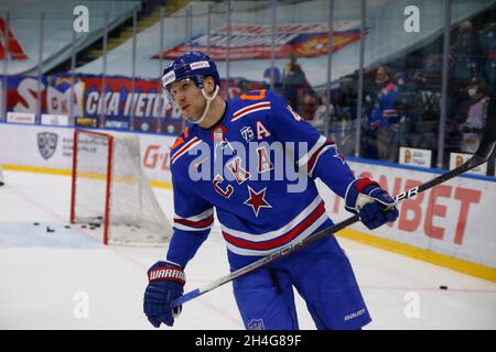 Saint-Pétersbourg, Russie.02 novembre 2021.Evgeny Timkin (47) de SKA Saint-Pétersbourg vu pendant la saison régulière 2021-22 de la KHL de la Ligue de hockey Kontinental entre SKA Saint-Pétersbourg et Metallurg Magnitogorsk au Palais des sports de glace.Note finale; SKA Saint-Pétersbourg 2:3 Metallurg Magnitogorsk.Crédit : SOPA Images Limited/Alamy Live News Banque D'Images
