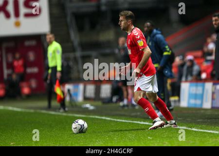 LONDRES, ROYAUME-UNI.2 NOV Ben Purrington de Charlton Athletic sur le ballon lors du match Sky Bet League 1 entre Charlton Athletic et Rotherham United à la Valley, Londres, le mardi 2 novembre 2021.(Credit: Tom West | MI News) Credit: MI News & Sport /Alay Live News Banque D'Images