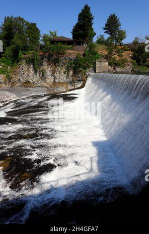 Vue sur les chutes de Lower Spokane depuis Huntington Park.Spokane.Washington.USA Banque D'Images