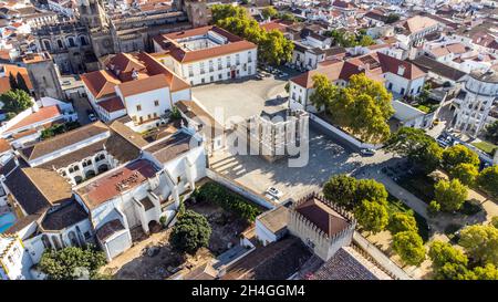 Templo Romano Évora, buitl pour l'empereur romain Auguste, 1er siècle après J.-C., Evora, Portugal Banque D'Images