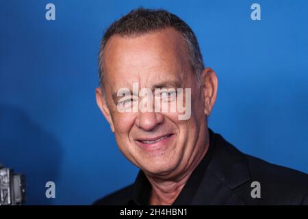 West Hollywood, États-Unis.02 novembre 2021.WEST HOLLYWOOD, LOS ANGELES, CALIFORNIE, États-Unis - NOVEMBRE 02 : l'acteur Tom Hanks arrive à la première de Los Angeles des films originaux Apple 'Finch' qui s'est tenue au Pacific Design Center le 2 novembre 2021 à West Hollywood, Los Angeles, Californie, États-Unis.(Photo de Xavier Collin/image Press Agency/Sipa USA) crédit: SIPA USA/Alay Live News Banque D'Images