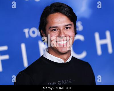 West Hollywood, États-Unis.02 novembre 2021.WEST HOLLYWOOD, LOS ANGELES, CALIFORNIE, États-Unis - 02 NOVEMBRE : Gustavo Gomez arrive à la première de Apple Original films 'Finch' qui s'est tenue au Pacific Design Center le 2 novembre 2021 à West Hollywood, Los Angeles, Californie, États-Unis.(Photo de Xavier Collin/image Press Agency/Sipa USA) crédit: SIPA USA/Alay Live News Banque D'Images