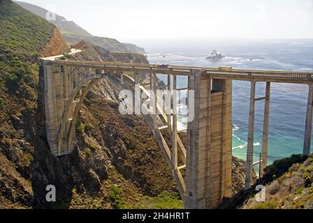 Bixby Creek Bridge sur California's Big Sur. Banque D'Images