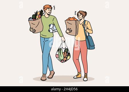 Achat et achat de produits frais.Jeune couple souriant homme et femme personnages de dessin animé marchant portant de la nourriture fraîche après être aller à l'illustration vectorielle de magasin d'épicerie Illustration de Vecteur