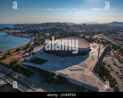 Le stade de la paix et de l'amitié, communément appelé SEF, est un stade intérieur polyvalent situé au Pirée, en Grèce Banque D'Images