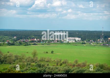 Vue aérienne de la banlieue de Zaokskie Dali de la ville de Kashira Banque D'Images