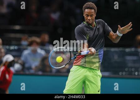 Gael Monfils (FRA) en action lors du Rolex Paris Masters 2021, match entre Adrian Mannarino (FRA) et Gael Monfils (FRA), ATP tennis Masters 1000, au Accorhotels Arena, Paris France.Photo de Loic Baratoux/ABACAPRESS.COM Banque D'Images