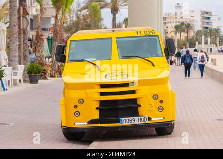 Minibus de sécurité blindé Yellow Prosegur à CAN Pastilla près de Palma Mallorca Espagne Banque D'Images