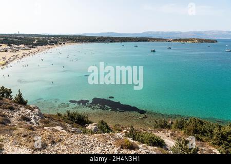 Cesme, Izmir, Turquie – 4 octobre 2020.Plage de Pirlanta au sud-ouest de Cesme station ville de la province d'Izmir en Turquie. Banque D'Images