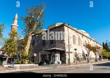 Bursa, Turquie – 10 novembre 2020.Grande mosquée (Ulu Camii) de Bursa, Turquie.Cet immense sanctuaire de style Seljuk datant de 1399 est le plus dominant Banque D'Images