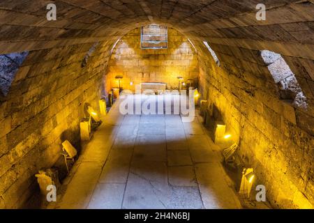 Cavdarhisar, Kutahya, Turquie – 17 novembre 2020.Vue intérieure de la salle voûtée du Temple de Zeus sur l'ancien site d'Aizanoi dans la province de Kutahya Banque D'Images