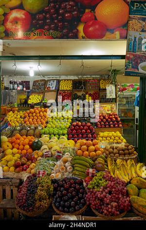 Arrêt de production, marché de San Telmo, San Telmo, Buenos Aires, Argentine,Amérique du Sud Banque D'Images