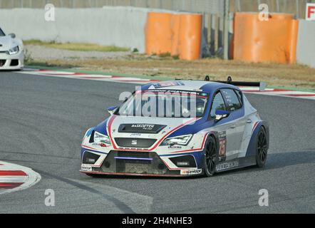 Siège Leon TCR V3 DSG-Team Bas Koetem course dans les 24 heures de Barcelone de motosport-2017 dans le circuit de Barcelone Catalogne, Espagne Banque D'Images