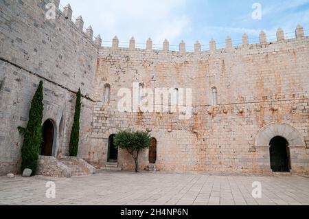 Cour du château, Château de Peniscola, Espagne Banque D'Images