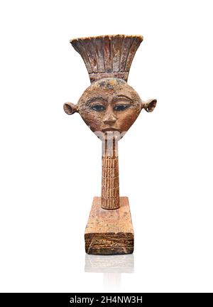 Bois égyptien Sculpture de la déesse Anouket .Musée du Louvre N3534.Anouket (déesse à la vache, tête de, oreilles percées, couronne d'Anouket).Isolant Banque D'Images