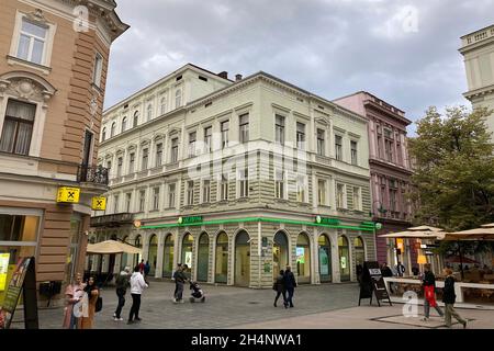 Bosnie-Herzégovine, Sarajevo - 22 septembre 2021 : la succursale de Sberbank à Sarajevo sera vendue à AIK Banka Banque D'Images