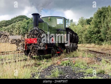 Chemin de fer de collierie du musée Beamish avec des scènes de travail typiques recréées pour un événement charter par l'unique Lewin loco ex Seaham Harbour. Banque D'Images