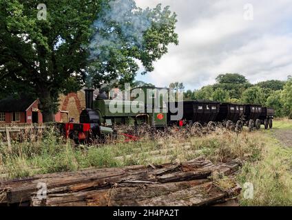 Chemin de fer de la collierie du musée Beamish avec des scènes de travail typiques recréées pour un événement de charte. Banque D'Images