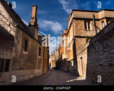 Brasenose Lane est une allée pittoresque au cœur de la ville historique d'Oxford.Il s'étend de Radcliffe Square, où se trouve la bibliothèque Bodleian, Radcliffe Camera, Banque D'Images